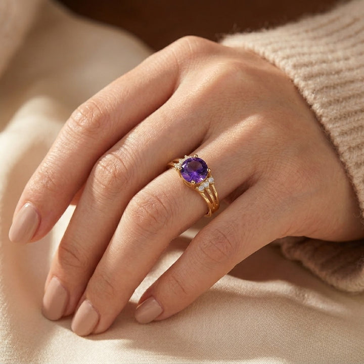 Amethyst Split Shank Ring in Gold