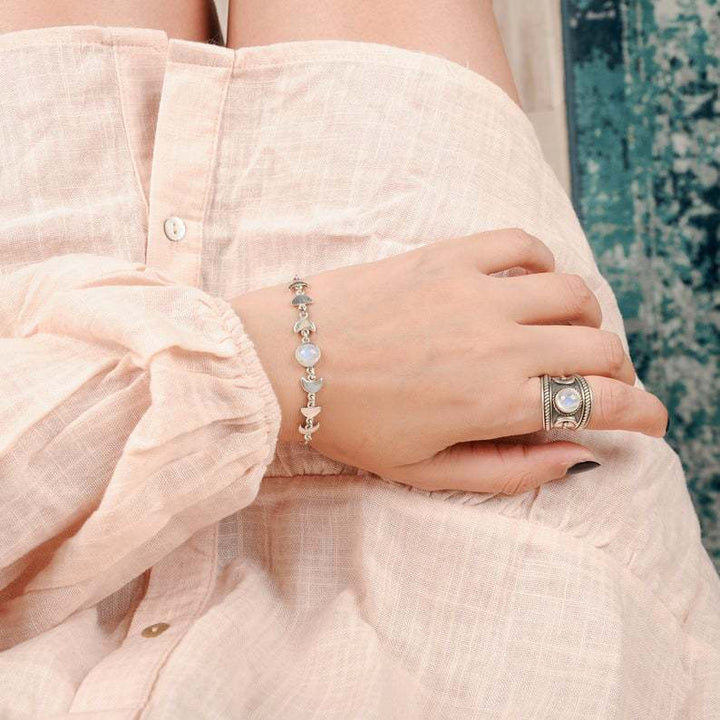 Moonstone Bracelet Inspired by the Lunar Phases