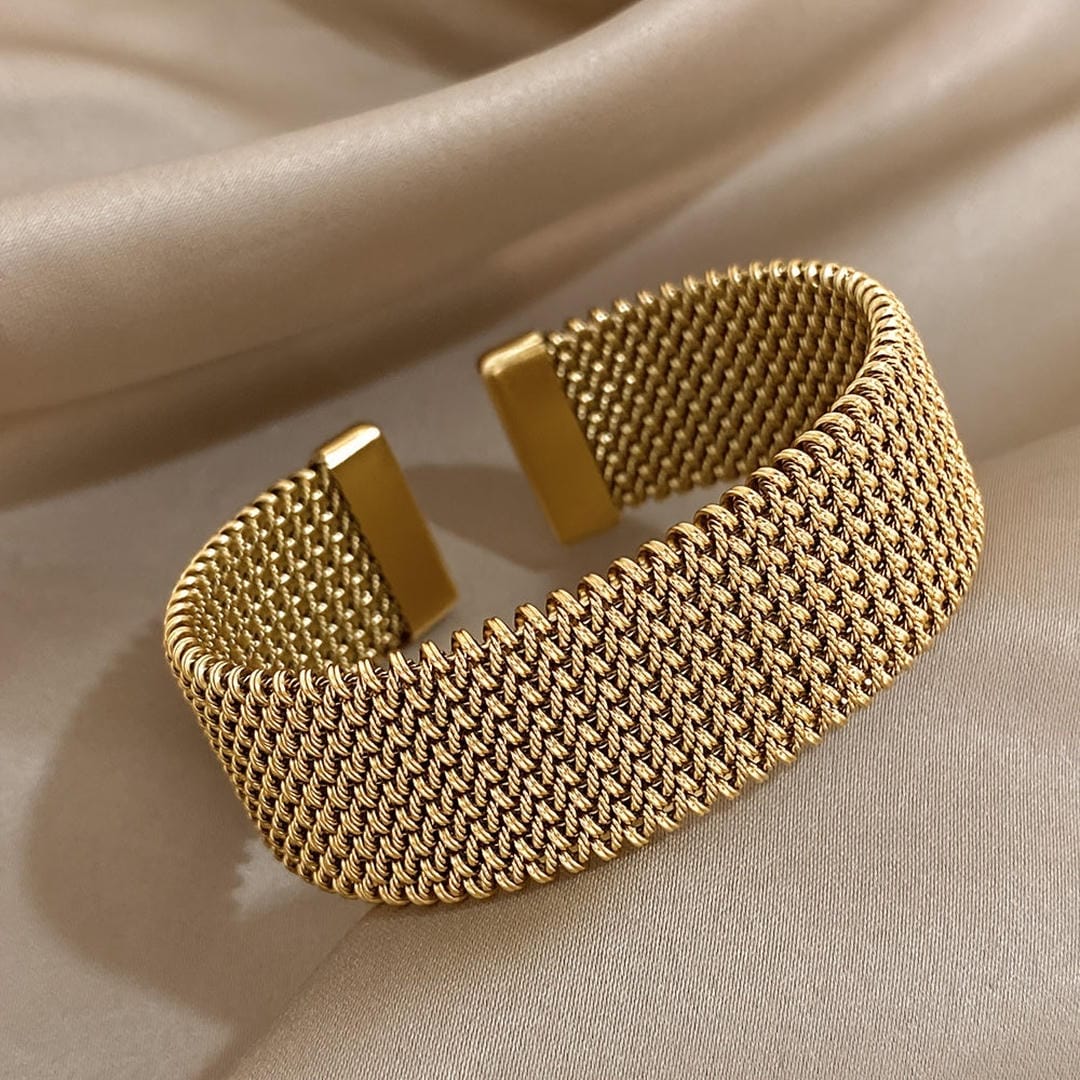 Adjustable Gold-Plated Braided Bracelet