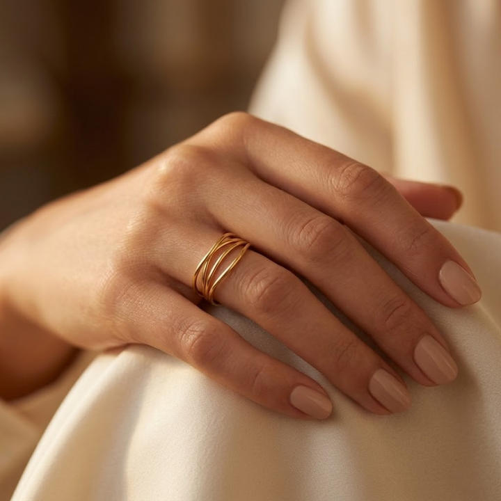 Chic Gold Twisted Wrap Ring