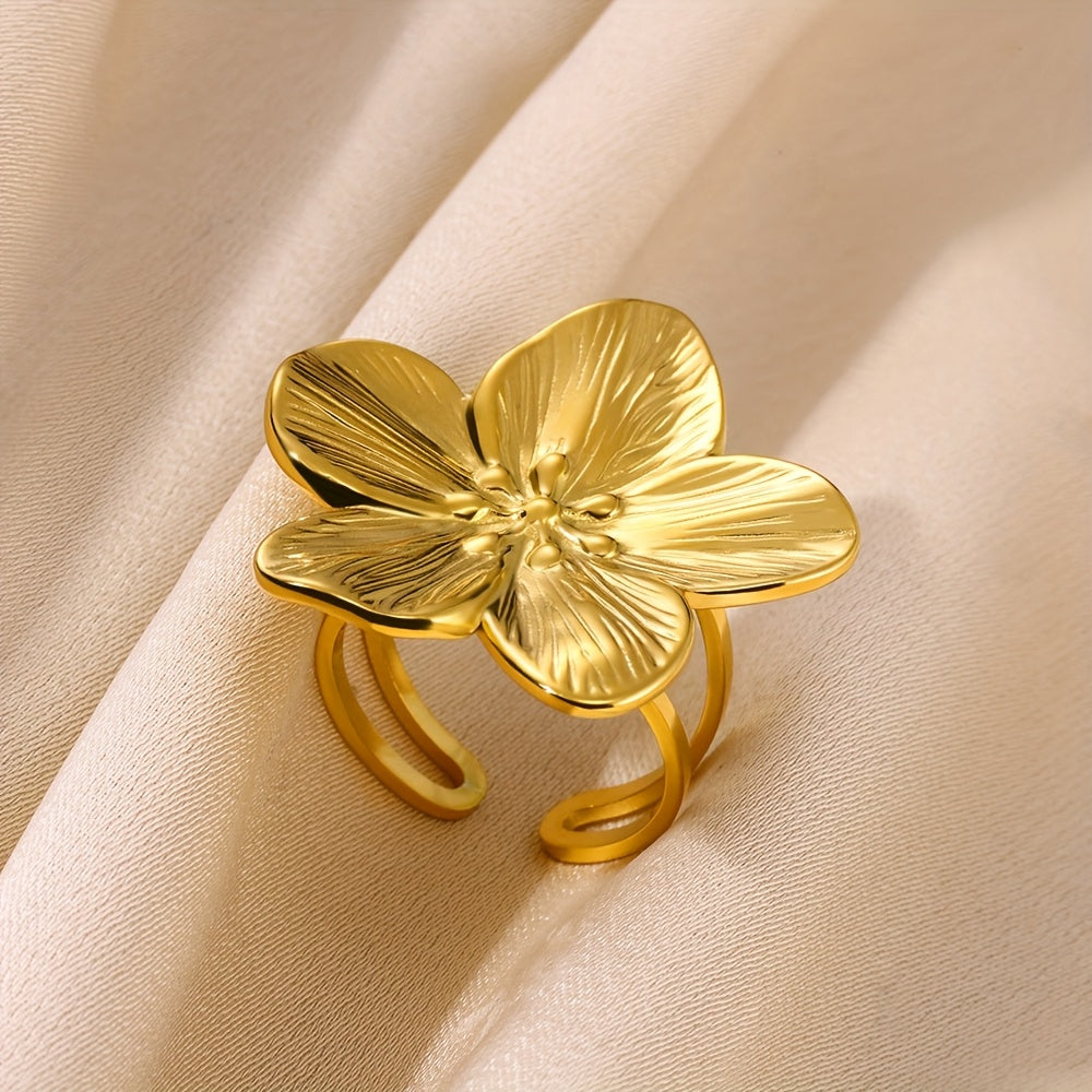 Timeless Golden Floral Ring