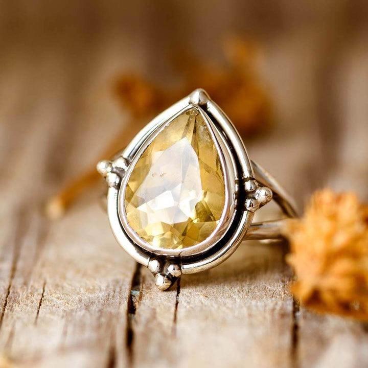 Δαχτυλίδι από Ασήμι 925 με Λευκό Κρύσταλλο