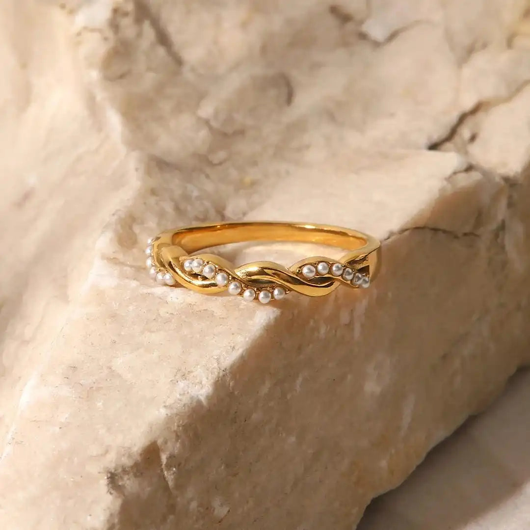 Chic Twisted Pearl and Gold Stacking Ring