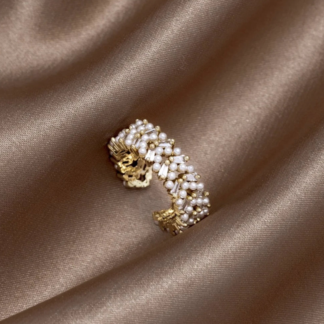 Opulent Gold Pearl Ring