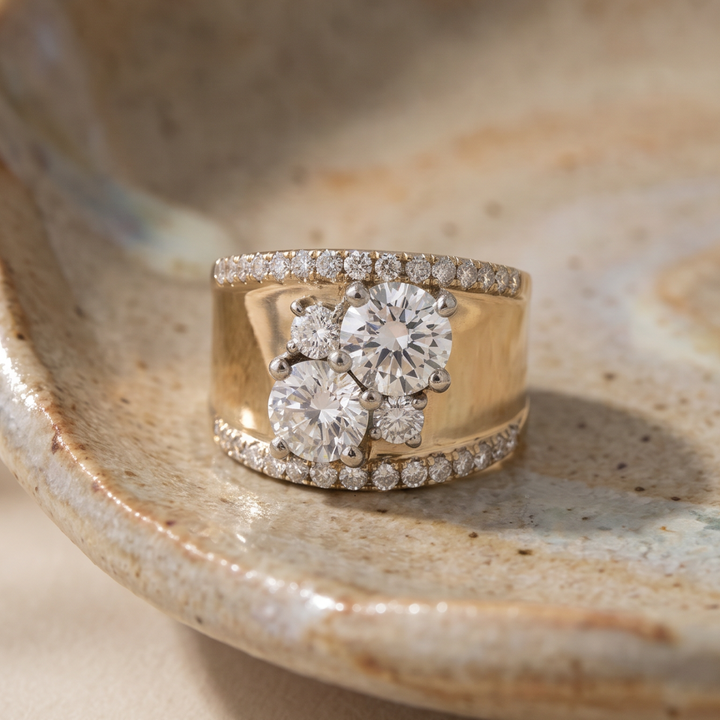 Vintage Glam Zirconia Ring in Gold