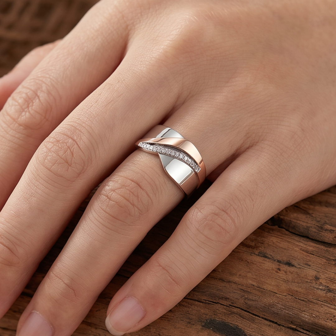 Retro-Inspired Silver and Rose Gold Ring Adorned with Zirconia