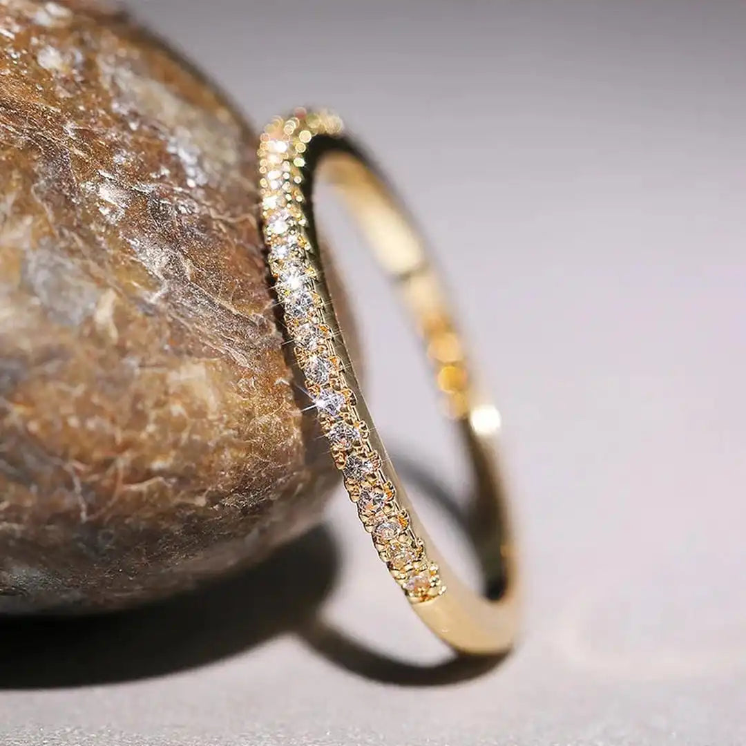 Elyse Minimalist Zirconia Ring