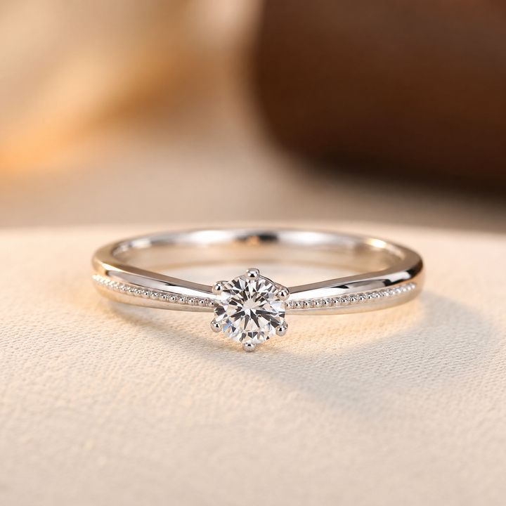 Clara Timeless Solitaire Band
