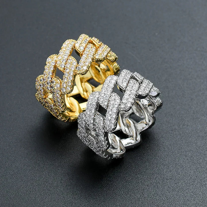 Elegant Gold and Silver Ring with Embedded Zirconia