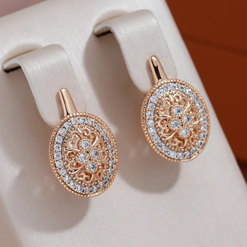 Chic Radiant Curved Earrings