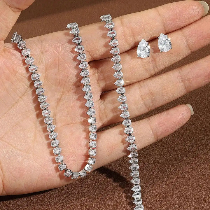 Gorgeous Round Cut Cubic Zirconia Bridal Set with Complete Accessories