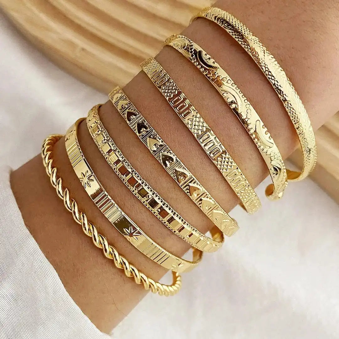 Gold Resort Bracelet Set with Open Bangle Design