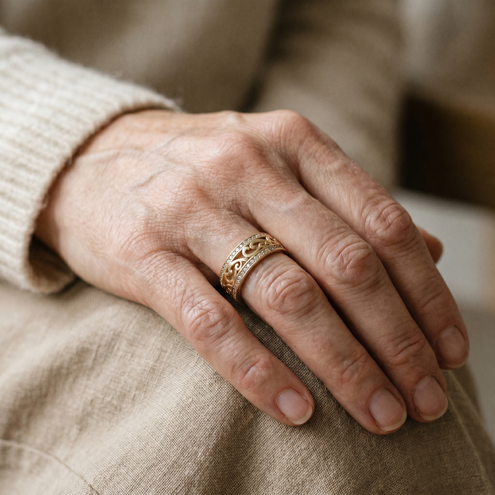 Radiant Hollow Gold Band