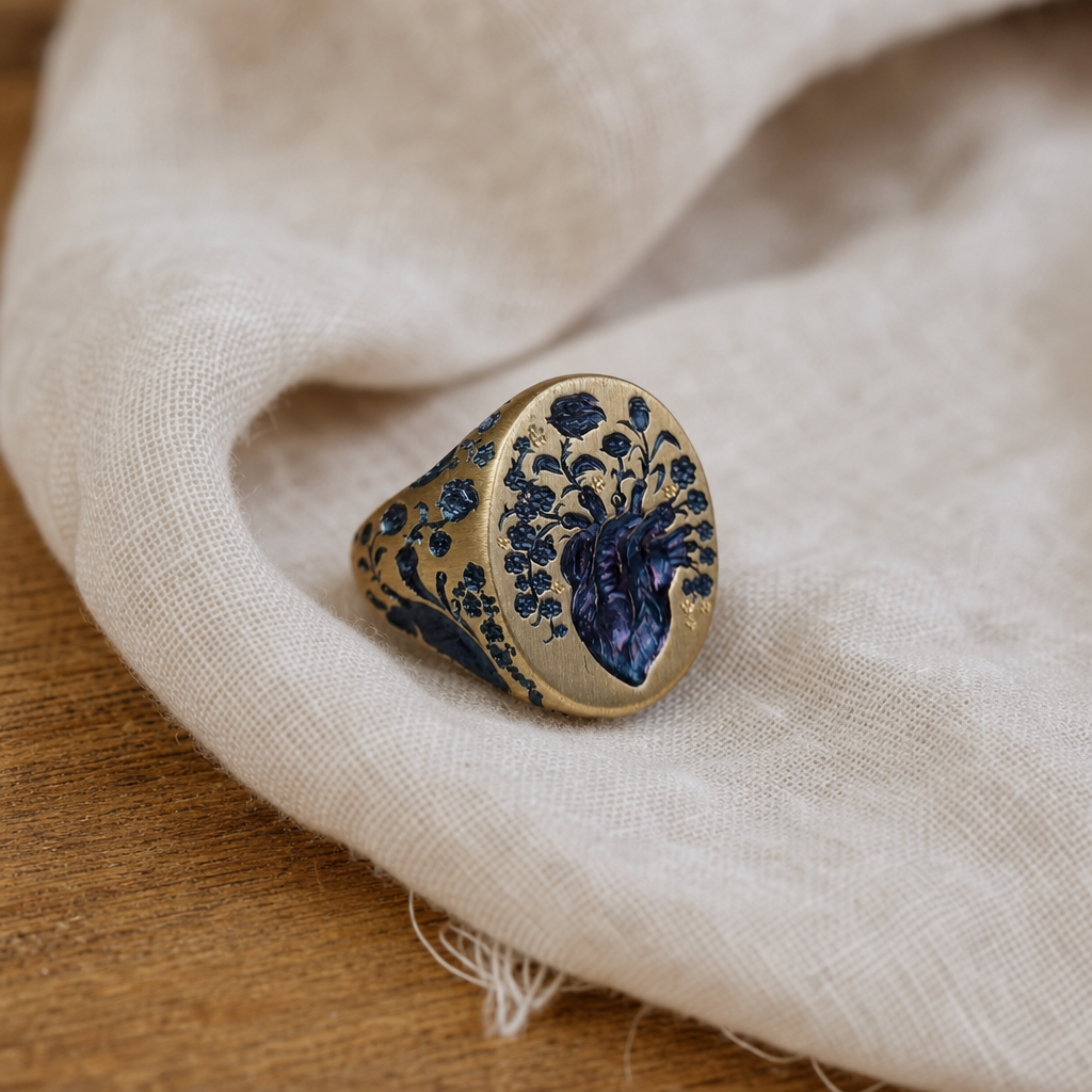 Vintage Gold Ring with Blue Blossom Design