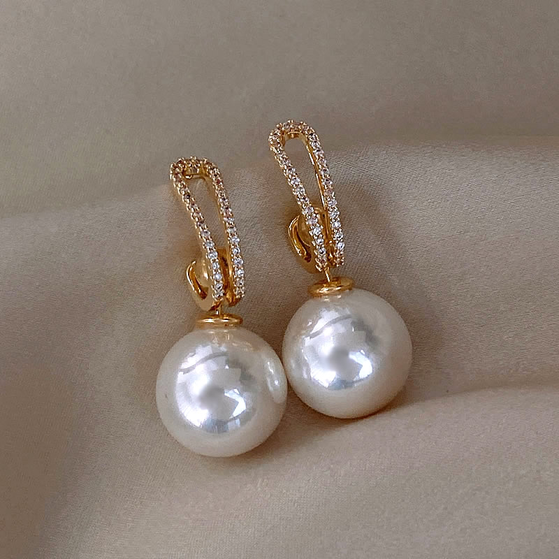 Sophisticated Pearl Earrings Adorned with Zirconia Accents