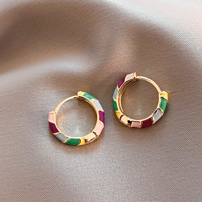 Stylish Gold Earrings Embellished with Colorful Enamel Accents
