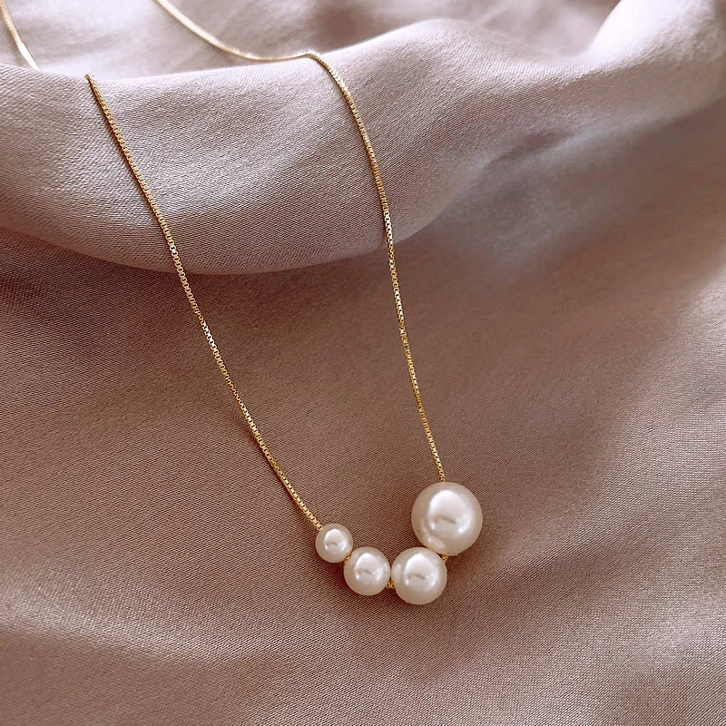 Sophisticated Pearl Necklace