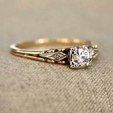 Vintage Zirconia 14K Gold Ring