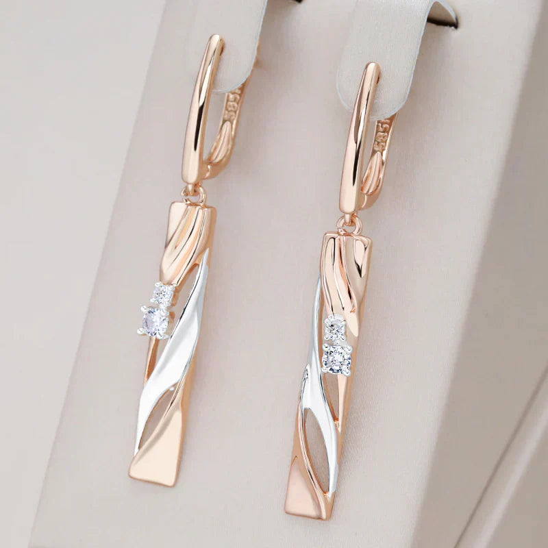 Sophisticated Gold Rectangular Earrings Adorned with Crystals