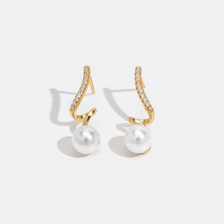 Lustrous Wave Pearl Earrings with Iridescent Finish